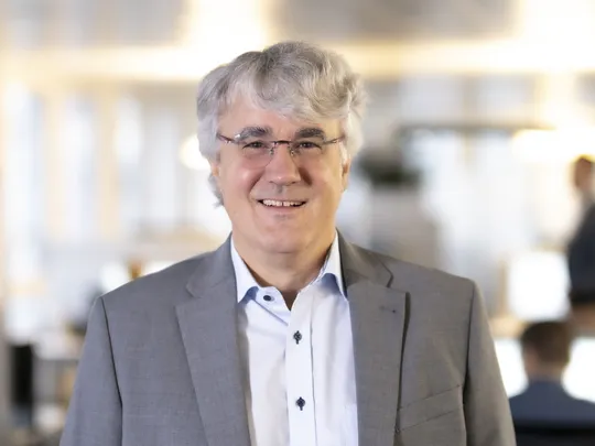 Portrait photo of Hanspeter Himmel, employee of Bosshard & Partner.