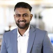 A portrait photo of a Bosshard & Partner employee.