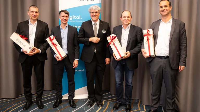 Bosshard & Partner Keynote Event 2023 Group photo of the speakers with Hanspeter Himmel.